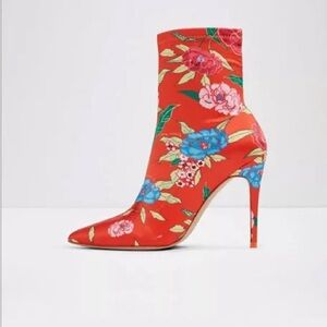Floral Red Women's Ankle Boots